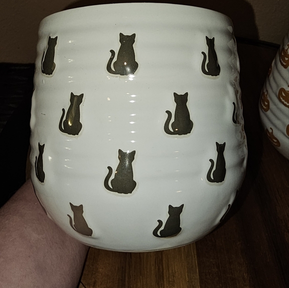 Set Of 2 Large Halloween Themed Ceramic Mugs - Cat And Pumpkin - Picture 4 of 9